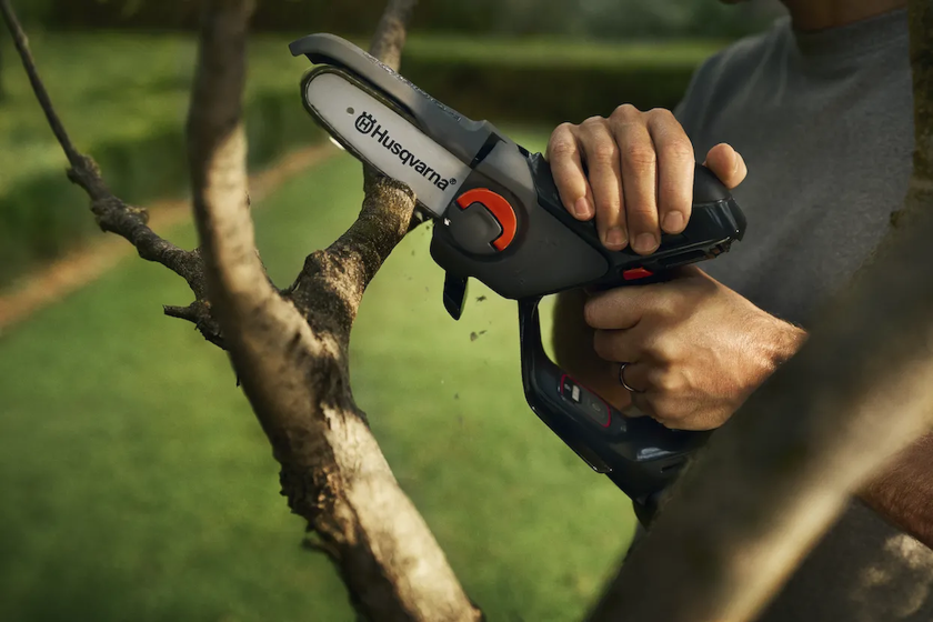 Potatore Husqvarna Aspire™ P5-P4A - con batteria e caricabatterie